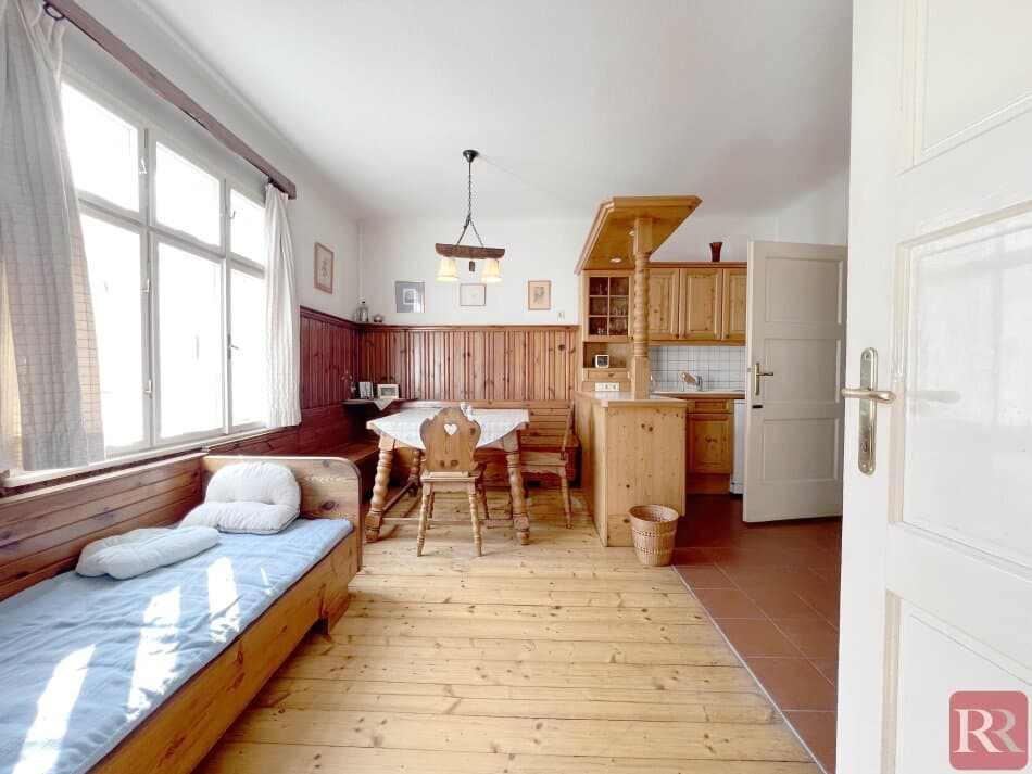 Attraktives Einfamilienhaus mit Garten in ruhiger Lage von Klosterneuburg