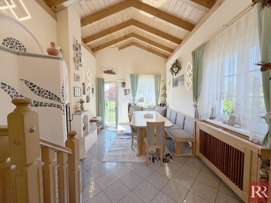 Großes Einfamilienhaus mit herrlicher Terrasse und vielen Extras