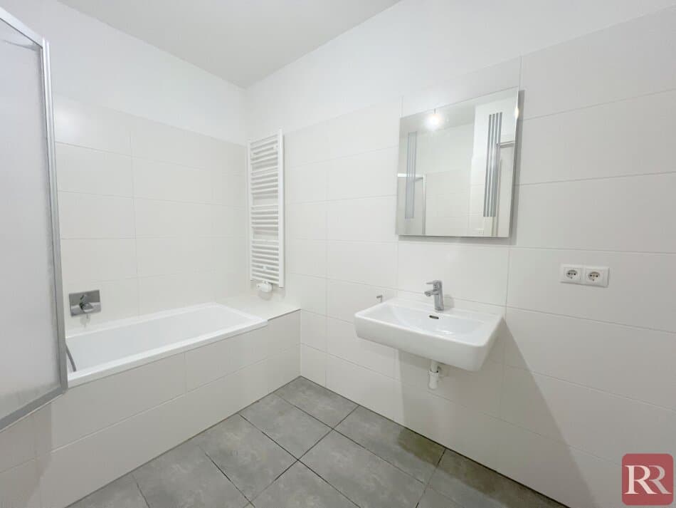 Helle 2-Zimmer-Wohnung mit Balkon und durchdachtem Grundriss