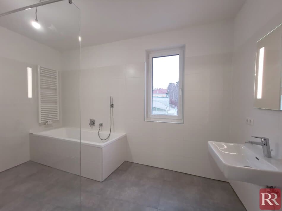 Helle 3-Zimmer Wohnung, Balkon mit Blick