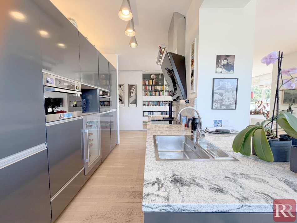 Edle Dachgeschoßwohnung mit Dachterrasse auf Leibrente zu kaufen