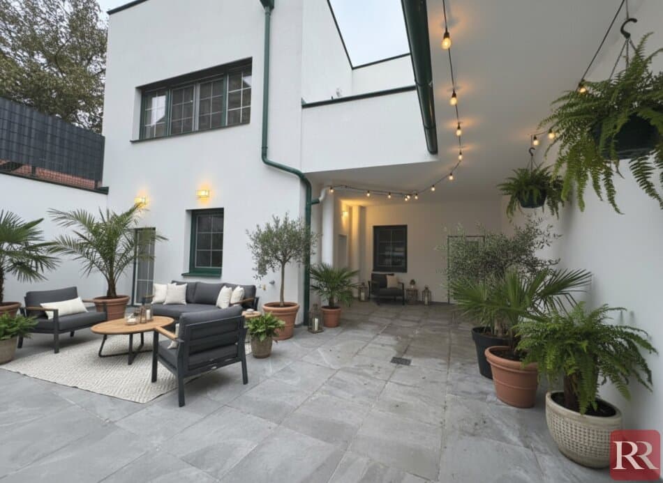 Erstbezug- moderne Wohnung mit großzügigem Innenhof