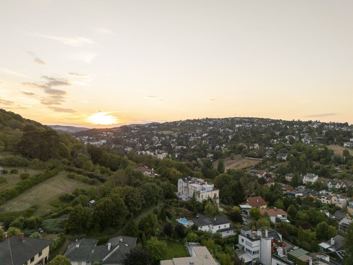 Abendstimmung über Klosterneuburg